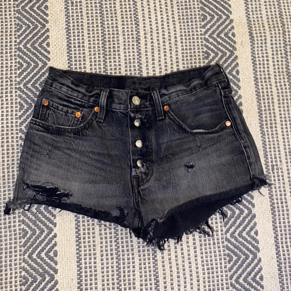 Destroyed Black Levi 501 Shorts